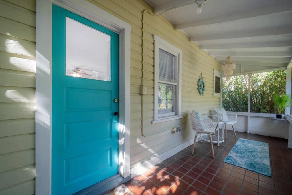 Serene Beachy Bungalow With Large Screened Porch! Tampa Esterno foto